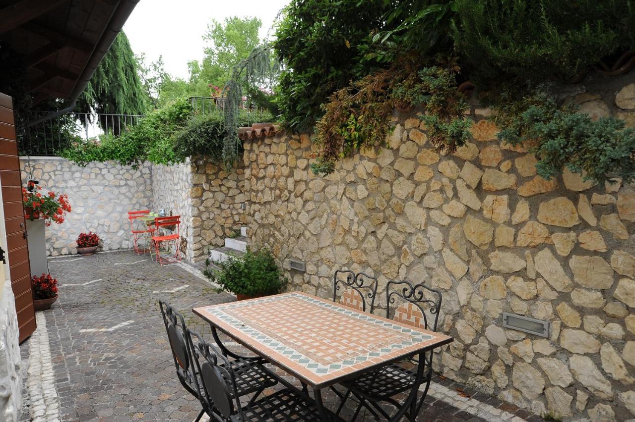 Affittacamere Fulé Fontecchio Extérieur photo